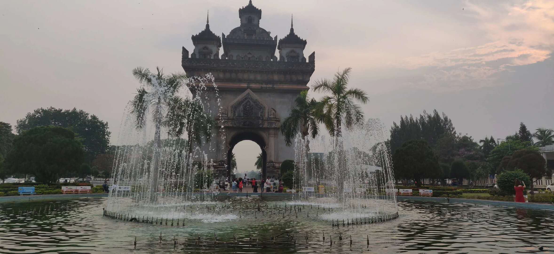 淄博元通旅行社：体验慢老挝6晚7天（琅进万出） 全程五星0自费